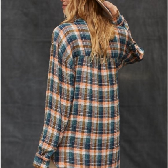 Anthropologie Pilcro Hadley Relaxed Plaid Button Down sz Lp - Picture 2 of 8